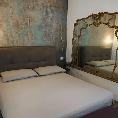 Dimora Del Castello - Comfort & Privacy 卡斯特·马焦雷
